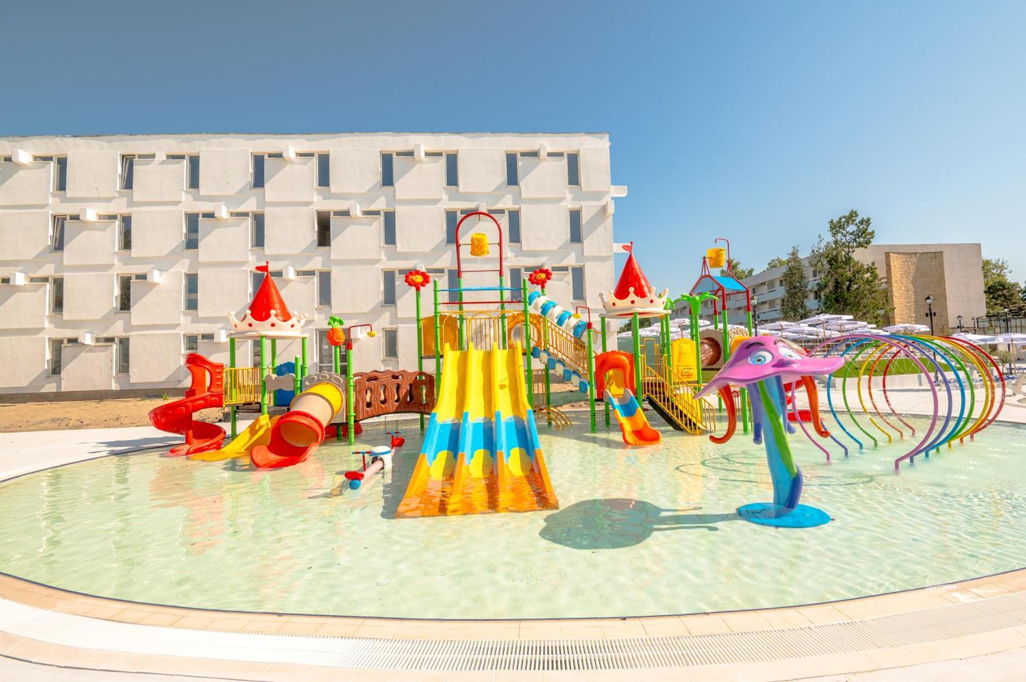 Mera Holiday Resort Venus Ngoại thất bức ảnh